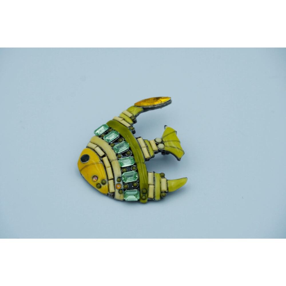 Laila Rowe Enamel Fish Brooch Pin Green Yellow Rhinestone Signed Star
